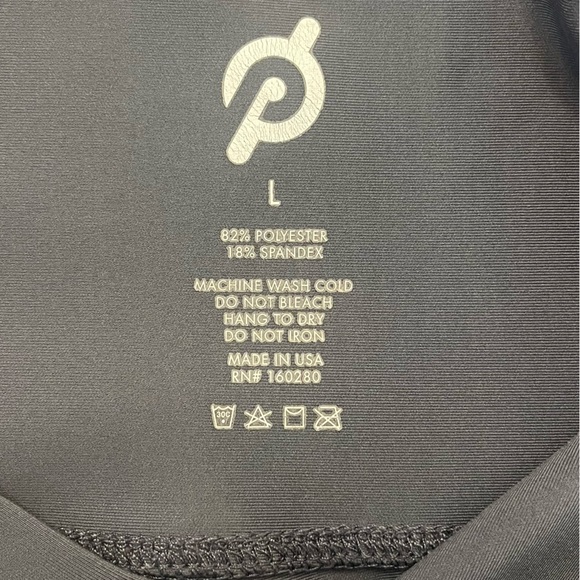 Peloton Grey Show Up Front Slit Leggings Size Large - Picture 8 of 9